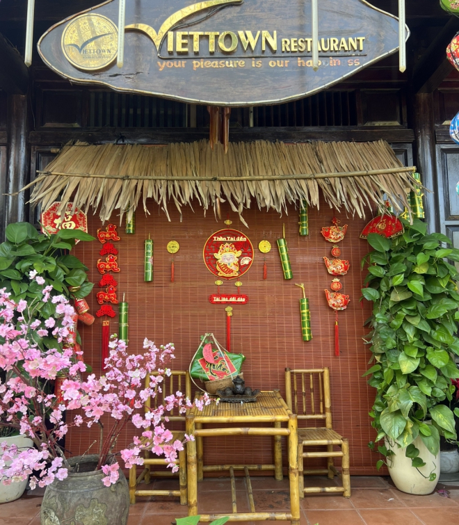 VIETTOWN GARDEN RESTAURANT, HOI AN