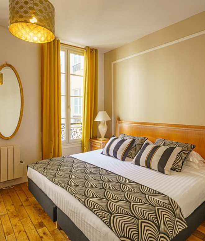 APARTMENTS DU LOUVRE - LE MARAIS PARIS, FRANCE