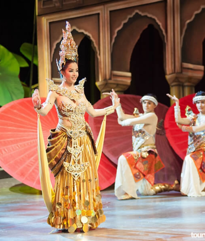 COLOSSEUM SHOW, PATTAYA, THAILAND