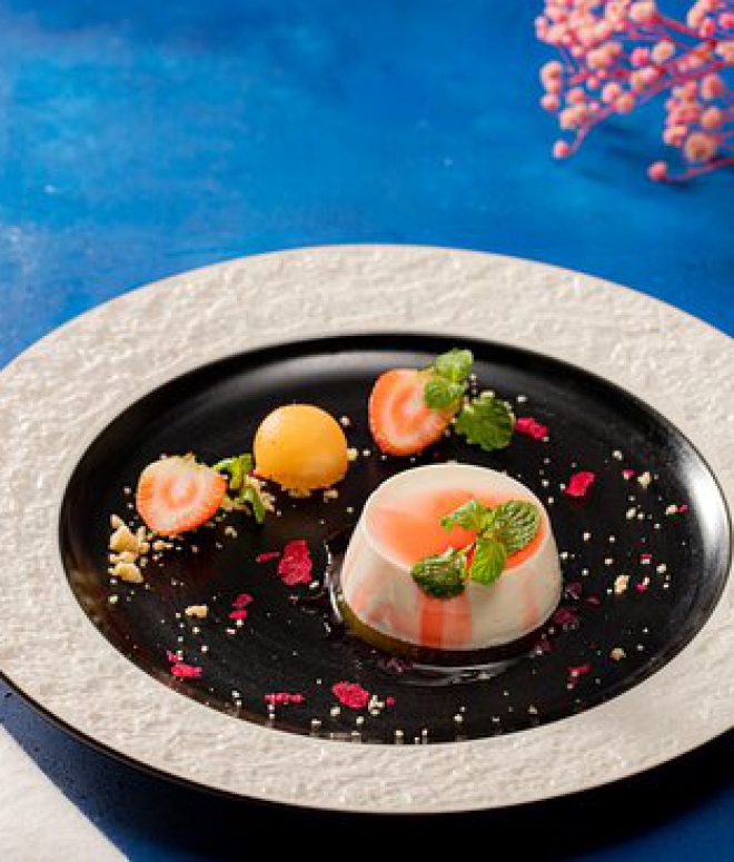 LA PASSION RESTAURANT & ROOFTOP COFFEE, HA NOI