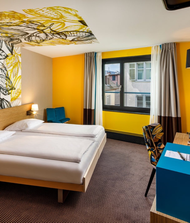 SWISS CHOCOLATE BY FASSBIND ZURICH, SWITZERLAND